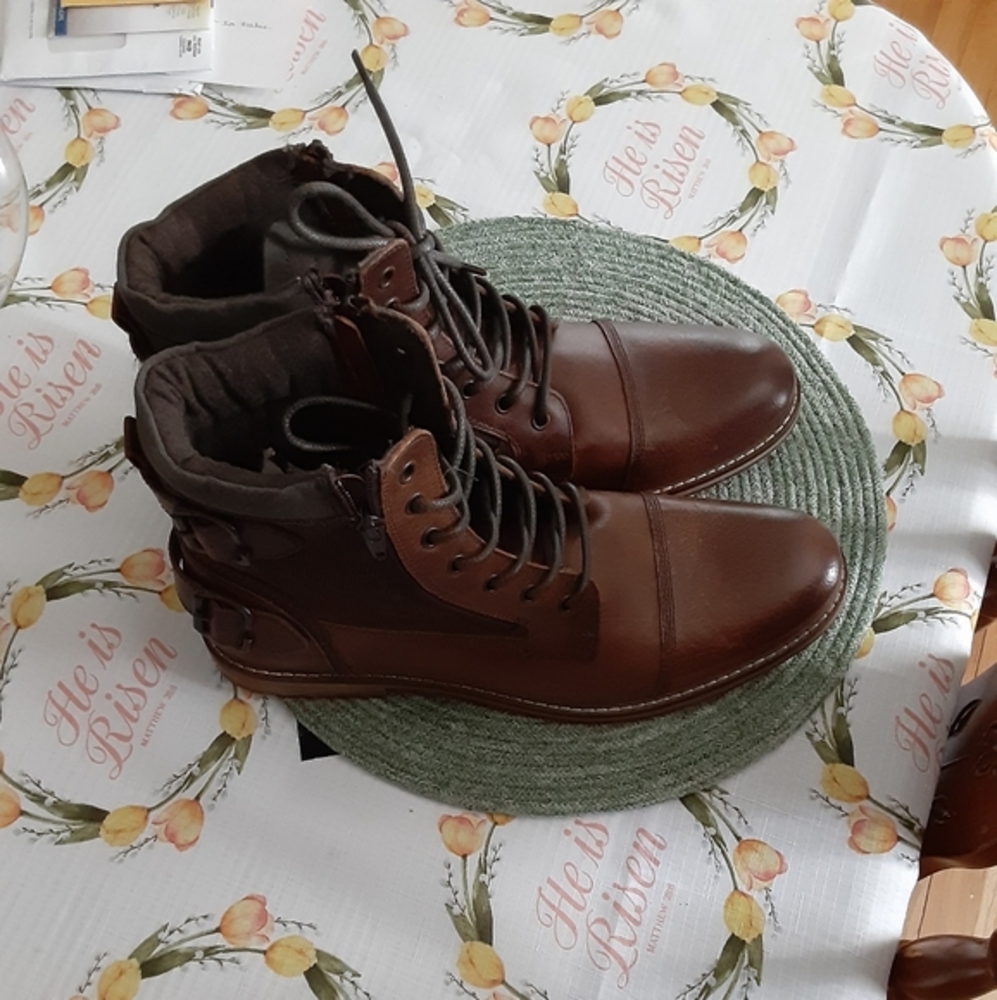 Crown Vintage Brandon Double Buckle Boot Men's Size 12M Brown